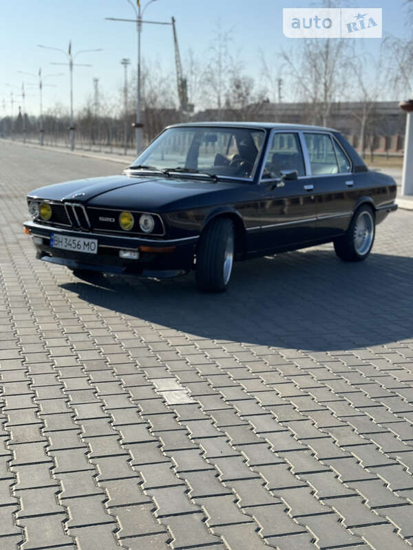 Седан BMW 5 Series 1978 в Измаиле