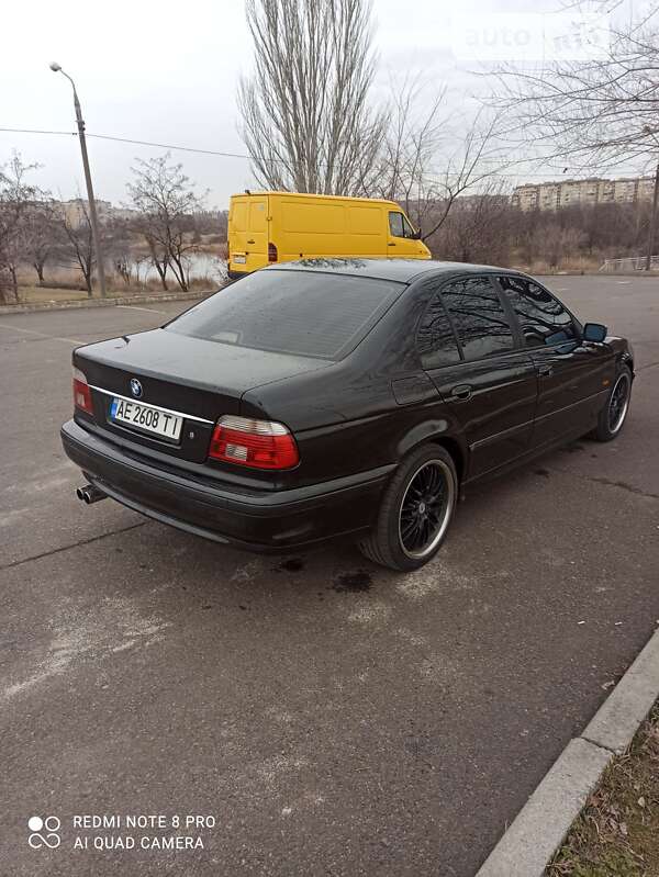 BMW 5 Series 1998