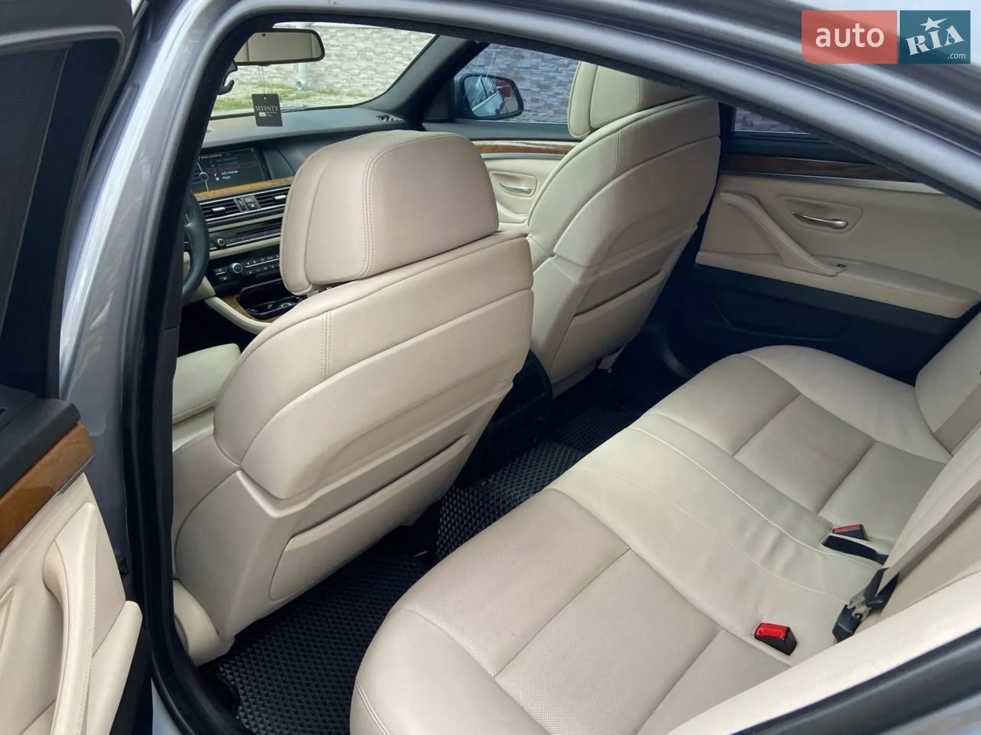 2011 BMW 5er - мініатюра 14