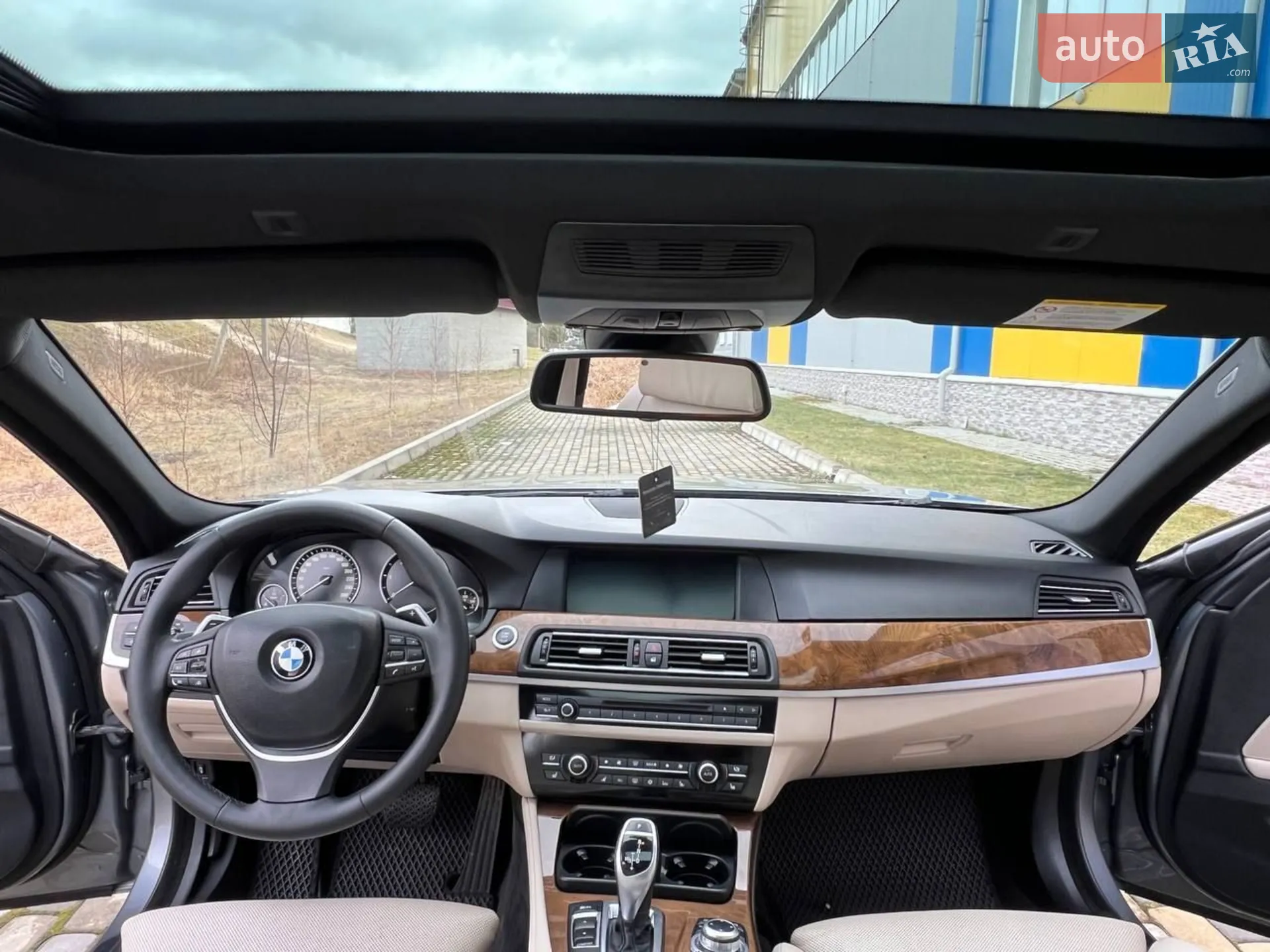 2011 BMW 5er - мініатюра 16