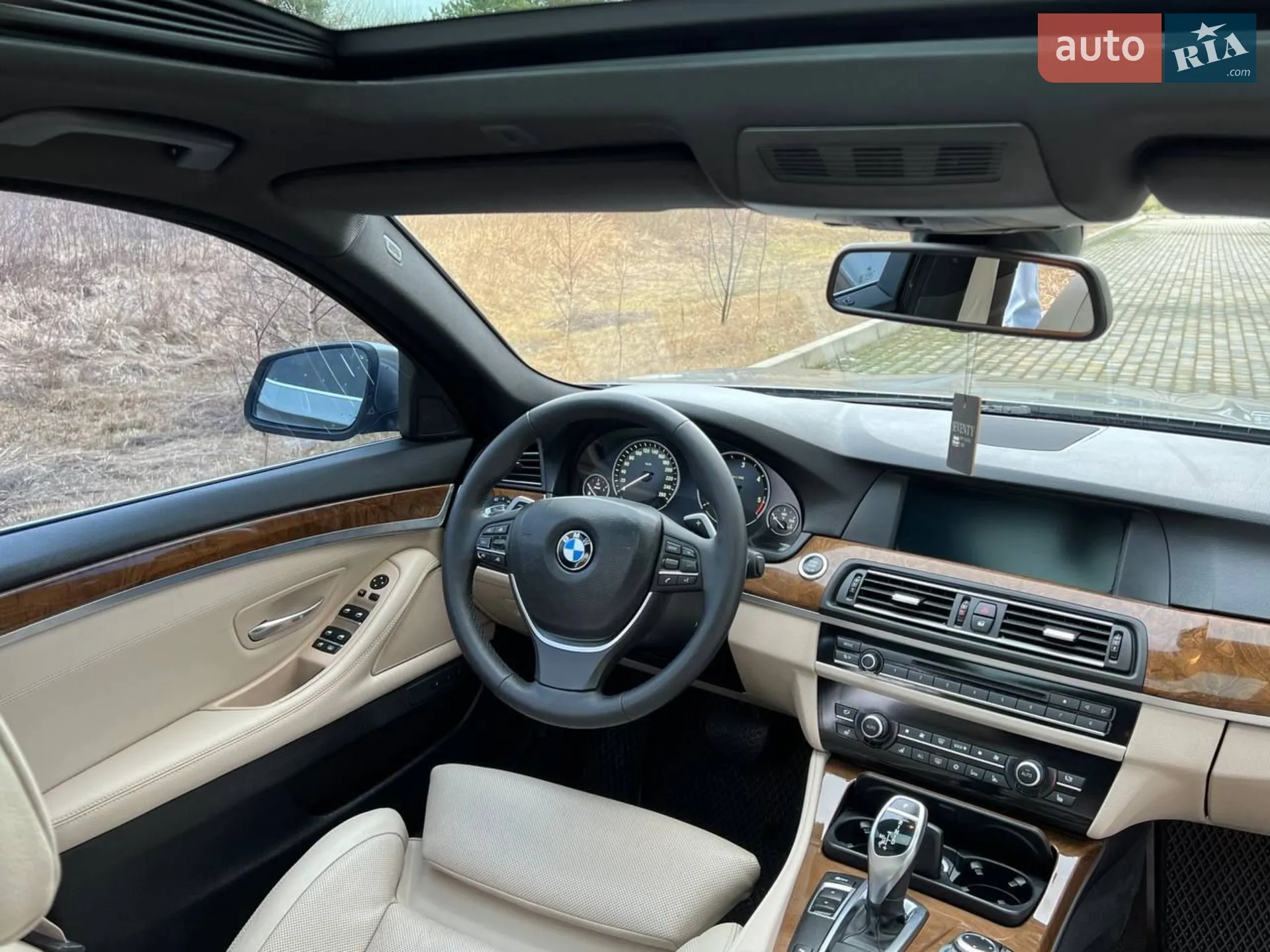 2011 BMW 5er - мініатюра 17