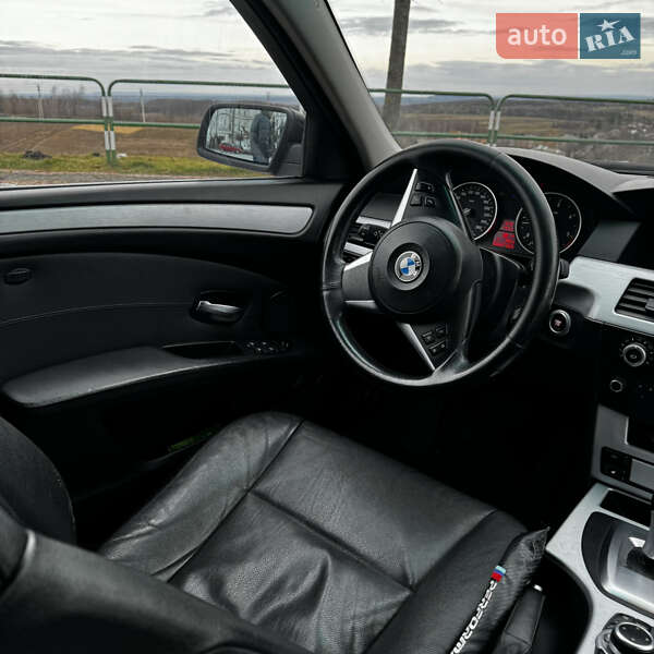 Седан BMW 5 Series 2008 в Кременці