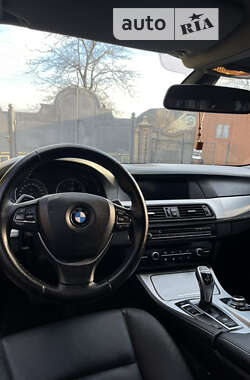 Седан BMW 5 Series 2010 в Чернівцях