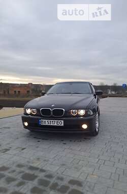 Седан BMW 5 Series 2002 в Гусятине