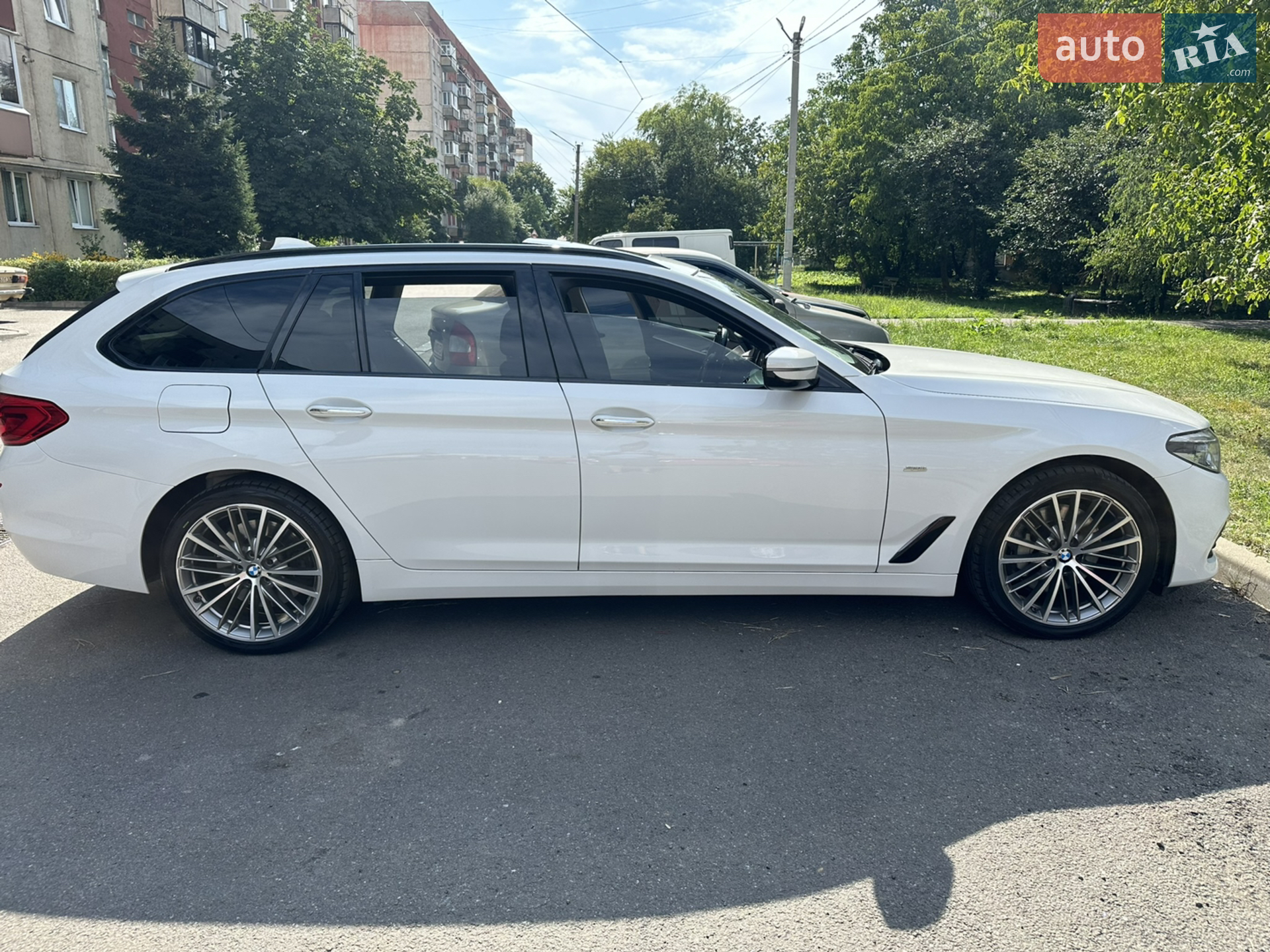 2017 BMW 5er - мініатюра 11