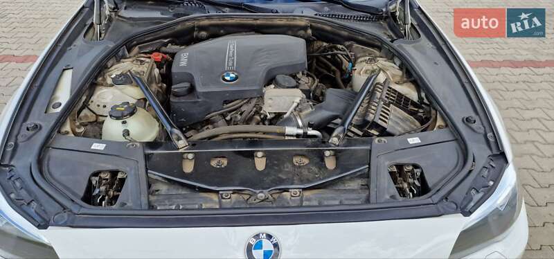 Седан BMW 5 Series 2016 в Тячеві