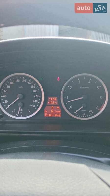 Седан BMW 5 Series 2004 в Ужгороде