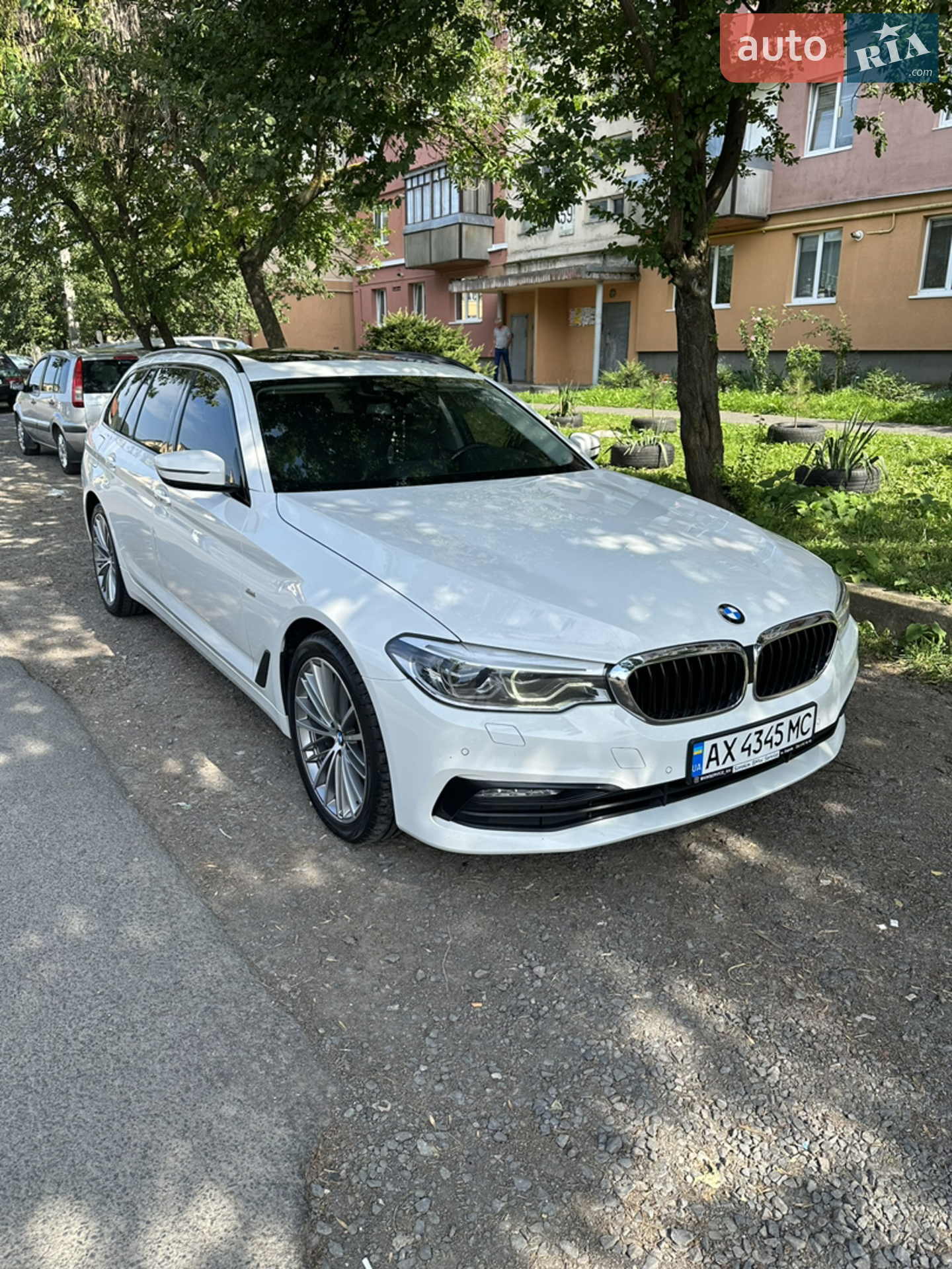 2017 BMW 5er - мініатюра 3