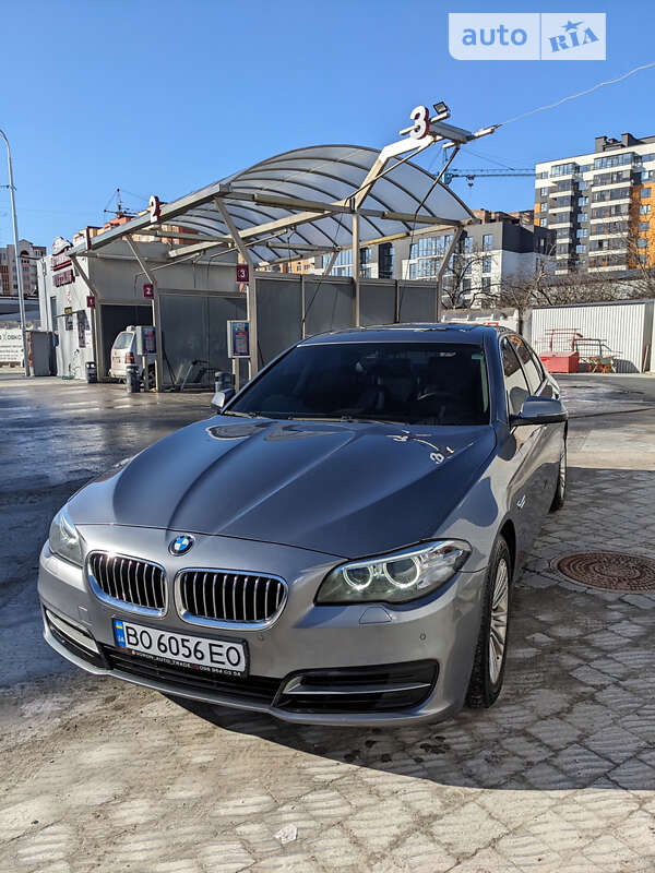 Седан BMW 5 Series 2015 в Тернополе