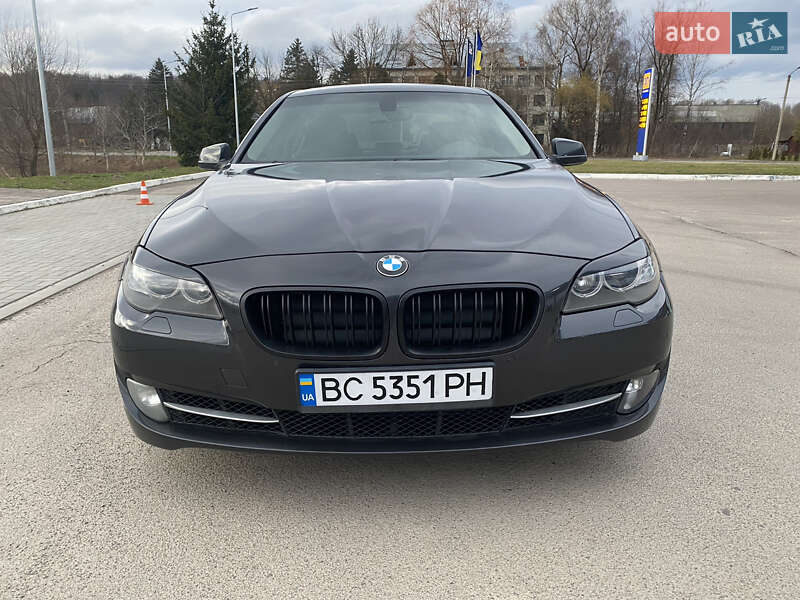 Седан BMW 5 Series 2012 в Трускавці