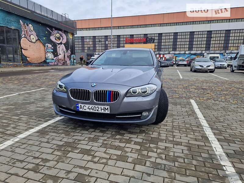 Седан BMW 5 Series 2011 в Луцке