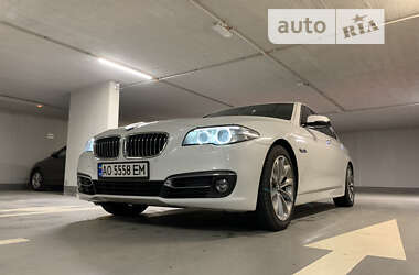 Седан BMW 5 Series 2015 в Тячеве