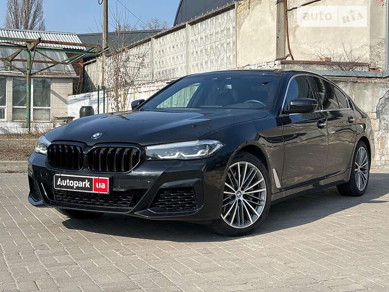 Седан BMW 5 Series 2017 в Киеве