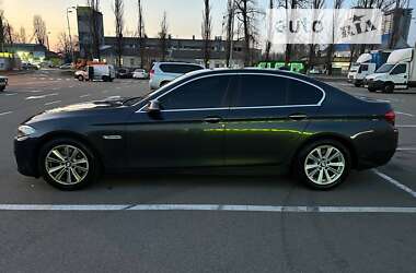 Седан BMW 5 Series 2016 в Киеве