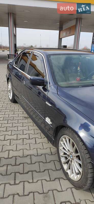 Седан BMW 5 Series 2002 в Любомлі