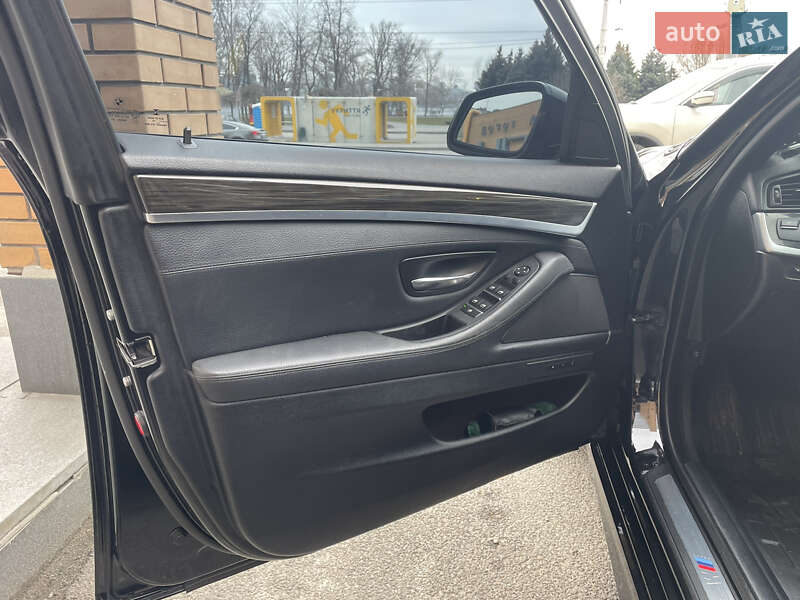 Седан BMW 5 Series 2014 в Днепре