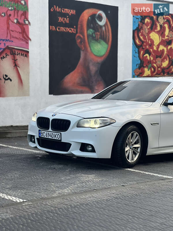 Седан BMW 5 Series 2014 в Львове