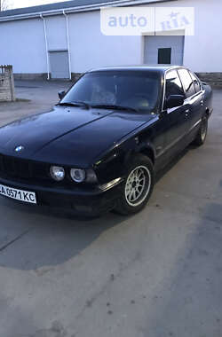 Седан BMW 5 Series 1991 в Тальному