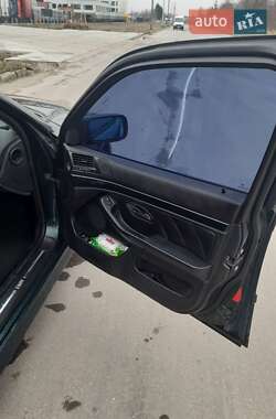 Седан BMW 5 Series 1999 в Львові