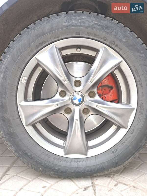 Седан BMW 5 Series 2000 в Золочеве