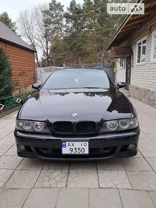 Седан BMW 5 Series 2000 в Золочеве