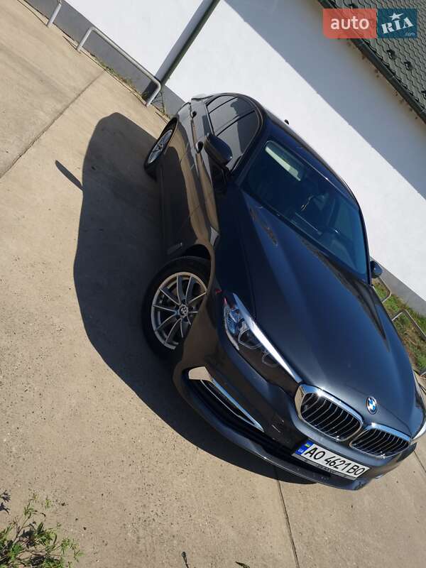 Седан BMW 5 Series 2017 в Виноградові фото 2 Седан BMW 5 Series 2017 в Виноградові