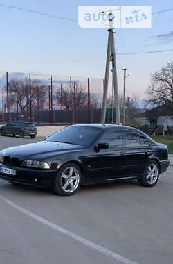 Седан BMW 5 Series 2002 в Балте