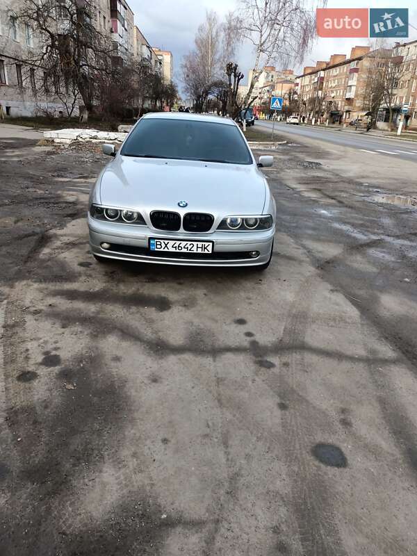 Седан BMW 5 Series 1999 в Шепетовке