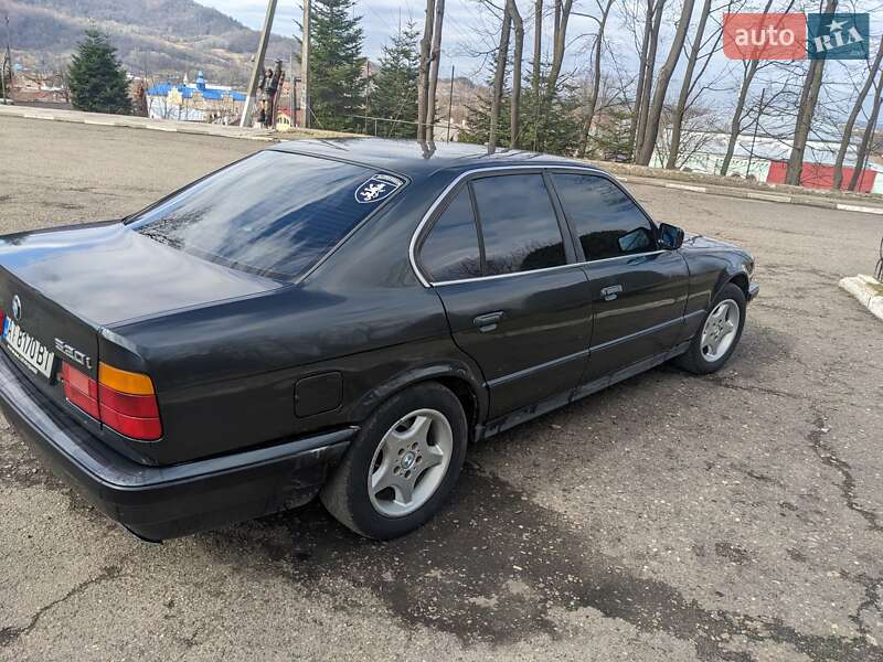 Седан BMW 5 Series 1990 в Вижнице фото 3 Седан BMW 5 Series 1990 в Вижнице