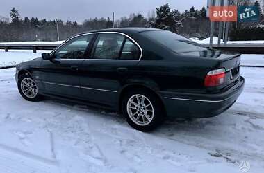 Седан BMW 5 Series 2002 в Дніпрі