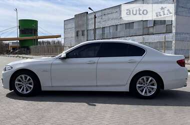Седан BMW 5 Series 2015 в Запоріжжі
