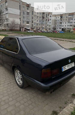 Седан BMW 5 Series 1990 в Сокале