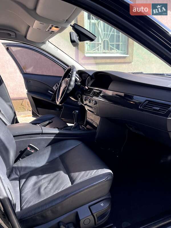 Седан BMW 5 Series 2004 в Вараші фото 5 Седан BMW 5 Series 2004 в Вараші