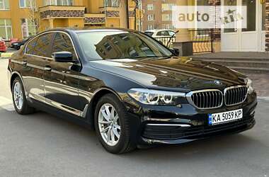 Седан BMW 5 Series 2017 в Киеве