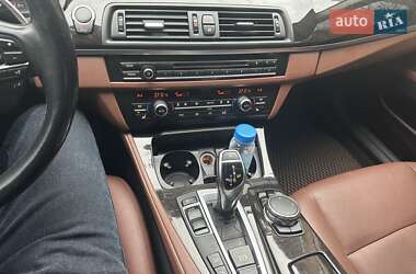 Седан BMW 5 Series 2016 в Житомирі