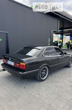 Седан BMW 5 Series 1990 в Одессе