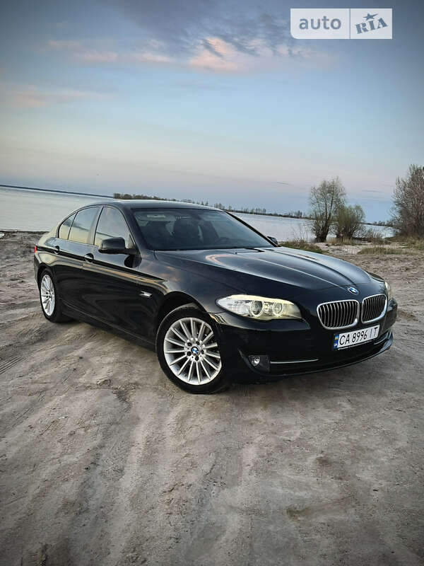 Седан BMW 5 Series 2012 в Черкассах