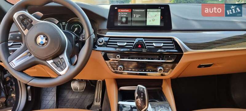 Седан BMW 5 Series 2018 в Береговому фото 18 Седан BMW 5 Series 2018 в Береговому