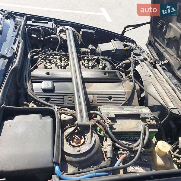 Седан BMW 5 Series 1989 в Борисполе