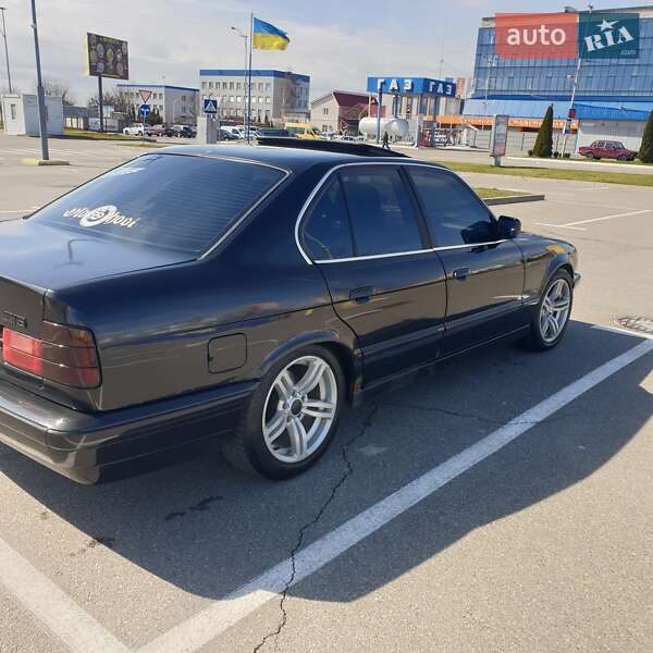 Седан BMW 5 Series 1989 в Борисполе