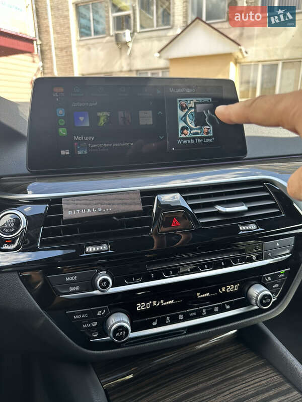 Седан BMW 5 Series 2017 в Луцке