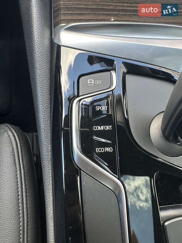 Седан BMW 5 Series 2017 в Луцке