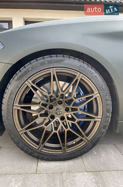 Седан BMW 5 Series 2017 в Ровно