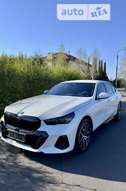 Седан BMW 5 Series 2023 в Одессе