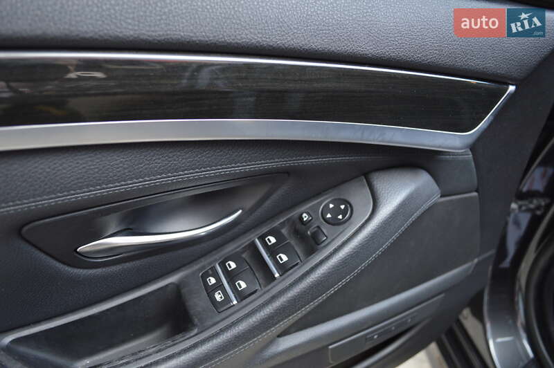 Седан BMW 5 Series 2011 в Львове