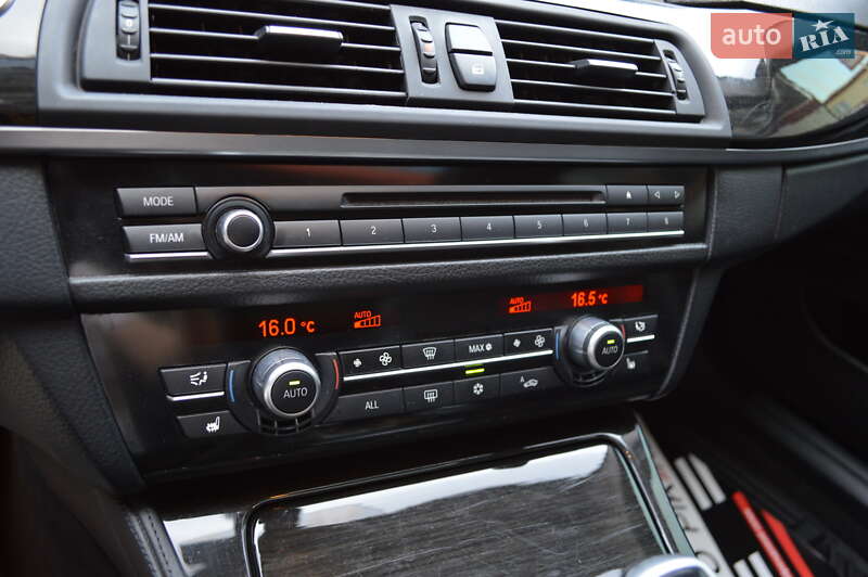 Седан BMW 5 Series 2011 в Львове