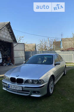 Седан BMW 5 Series 1997 в Обухові