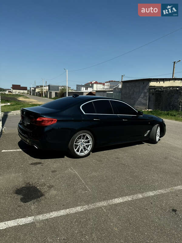 Седан BMW 5 Series 2018 в Измаиле