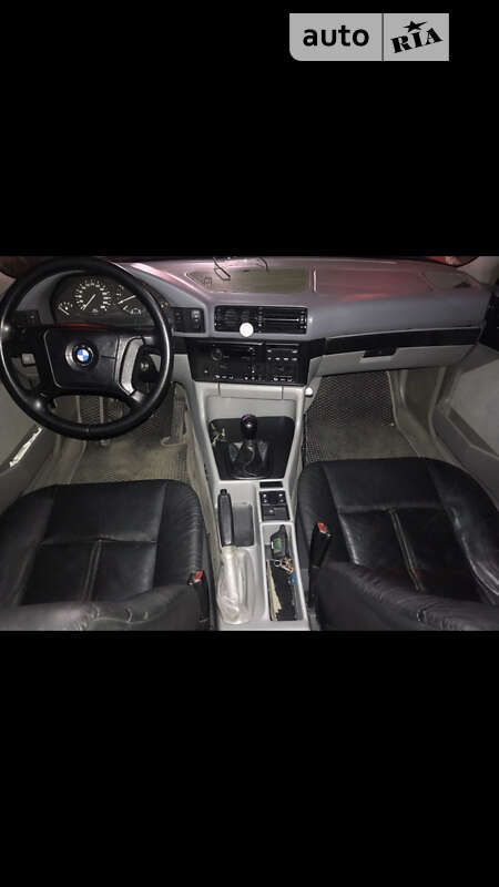 Седан BMW 5 Series 1995 в Харькове