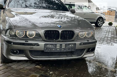 Седан BMW 5 Series 2001 в Каменке-Бугской